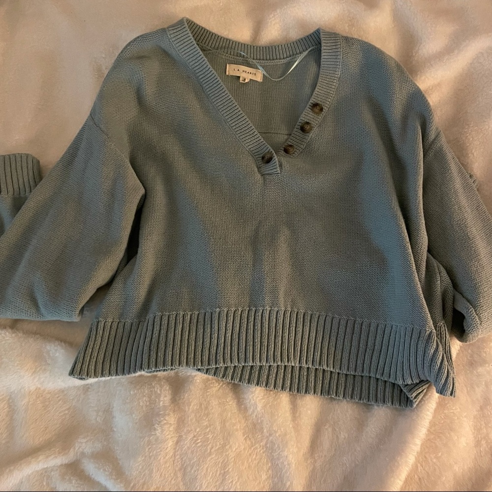 blue pacsun sweater 🐬